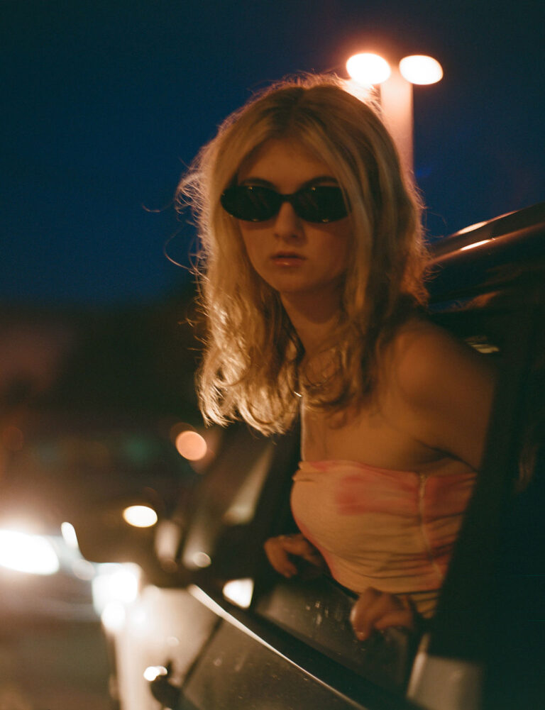 Ava Valianti- HOT MESS