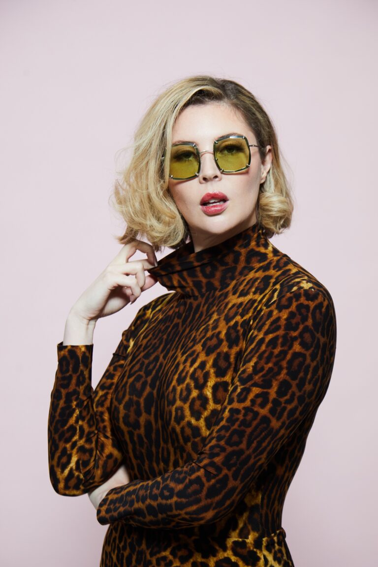 TIA BRITTANY – Don’t Talk Feelings